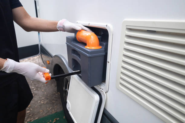 Best Porta potty delivery and setup  in Hemet, CA